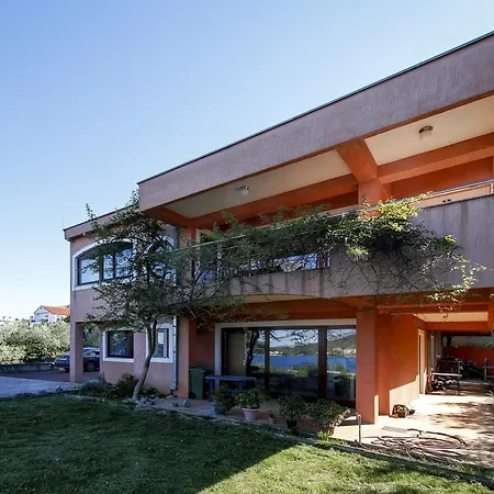 Lavanda Apartment Kali